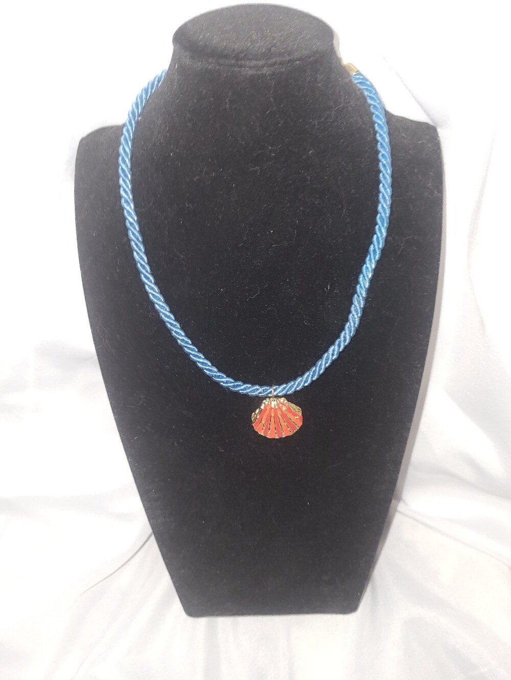 Blue Cord Necklace with Pink PurpleShell Pendant 18